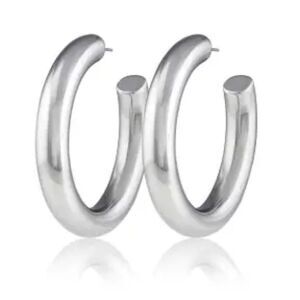 Silver tubular hoops